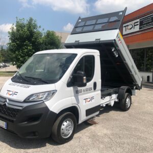 FURGONI / AUTOCARRI PAT. B