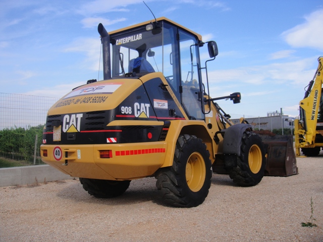 CATERPILLAR – 908 – foto 2