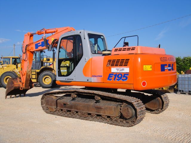 FIAT KOBELCO – E195 – photo 3