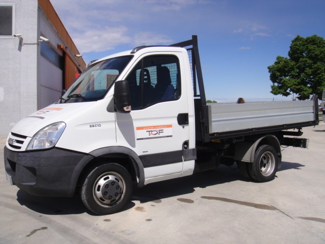 IVECO – DAILY 2300 CDI – foto 2