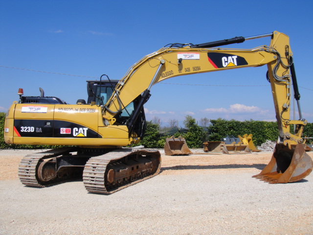 CATERPILLAR – 323DSA – photo 3