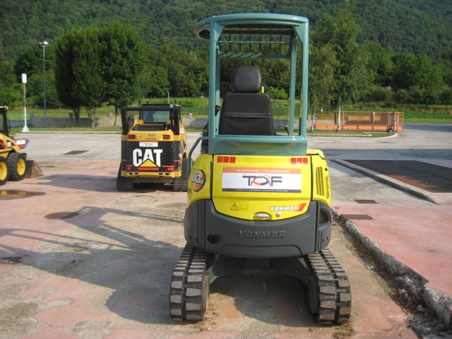 YANMAR – VIO20 VPR – foto 3