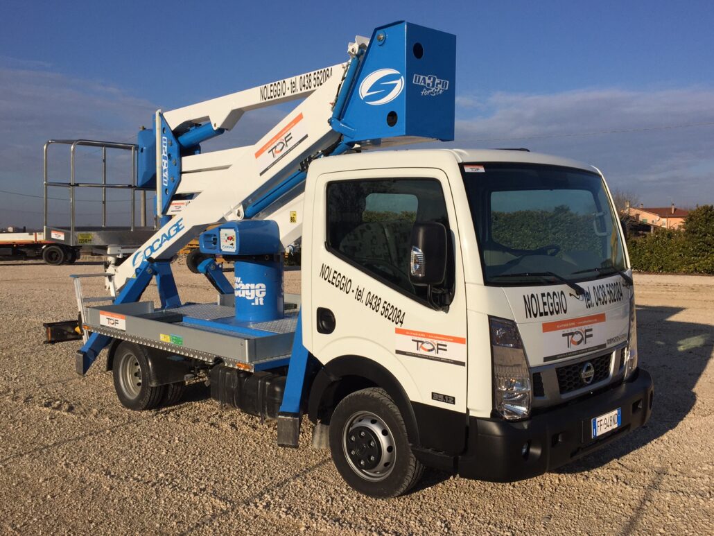 NISSAN CABSTAR 35.12 – SOCAGE DA 320 – foto 1